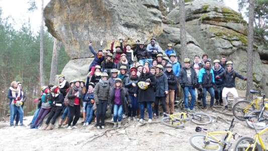 Udfordrende MTB i bakker i den omkringliggende Prag (Tjekkiet).