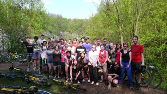 Udfordrende MTB i bakker i den omkringliggende Prag (Tjekkiet).