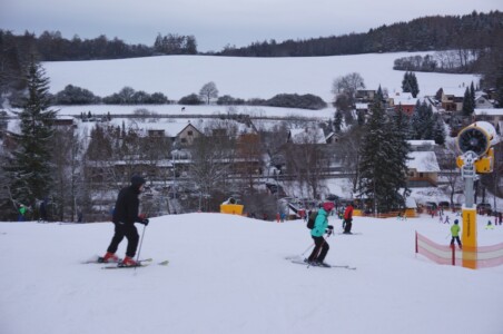 Downhill skiing in the Czech Republic close to Prague